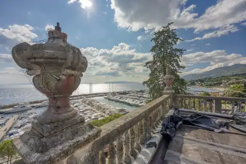 Ičići, Opatijska rivijera – povijesna vila s pogledom na more