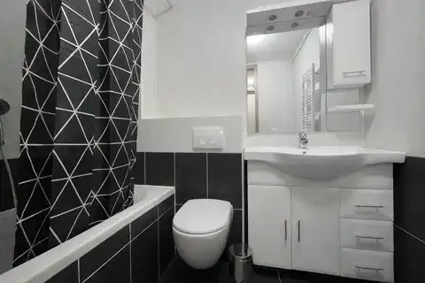 Zagabria, Folnegovićevo naselje - appartamento trilocale con posto auto