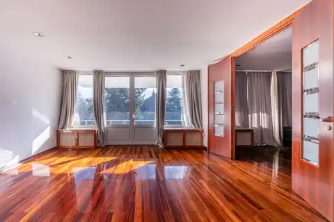 Zagreb, Šestine - Jedinstvena kuća s bazenom i velikim vrtom