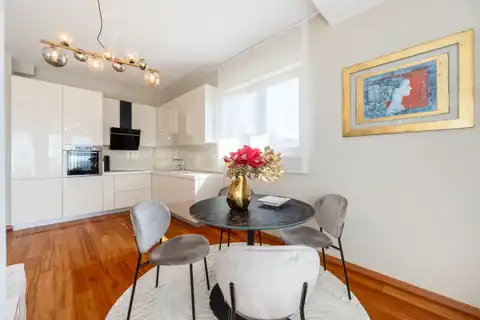 Zagrzeb, Podsljeme - Nowoczesne mieszkanie w willi miejskiej