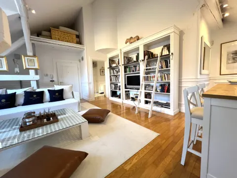 Zagrzeb, Gornji grad - Trzypokojowe mieszkanie 102 m2 do wynajęcia
