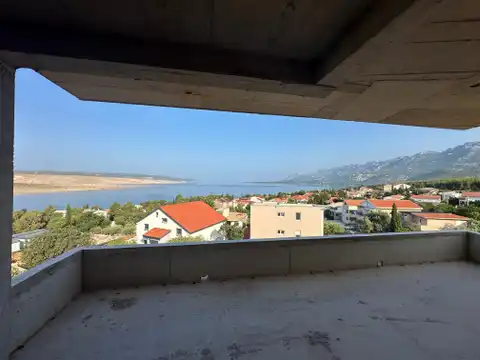 Zadar, Rovanjska – Štvorizbový byt v blízkosti mora a prírody