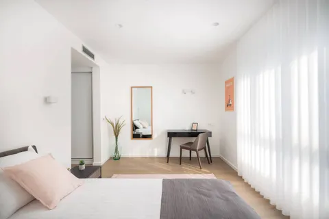 Ostrov Brač, Milna – Nově postavená luxusní vila o rozloze 370 m2 s velkým hydromasážním bazénem