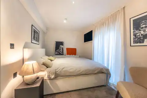 Zagreb, Vinogradska – Dizajnerski dvoetažni stan s vrtom i terasom