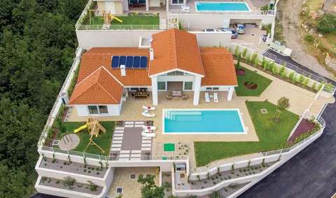 Opatija, Veprinac – Luksusowa willa na działce o powierzchni 1034 m2