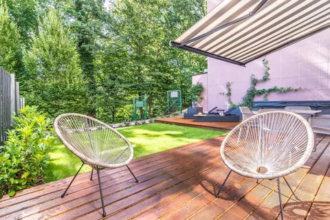 Zagreb, Pantovčak- Luksuzan dvosoban stan s vrtom 110 m2 najam