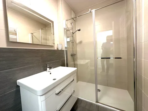 Záhreb, Bundek, Meandar - Moderný trojizbový byt na prenájom, Novostavba 80 m2