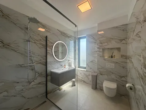 Spalato, Kaštela - Villa di lusso di 188 m2 con vista mare