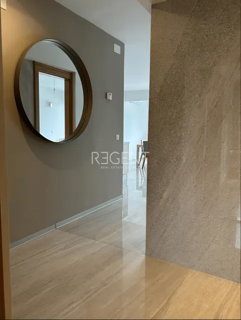 Split, Kroz Smrdećac - atraktiven komforten dvosoben apartma 93 m2