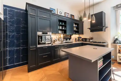 Zagabria, Città Bassa – Appartamento con tre camere, balcone e soppalco 79m2