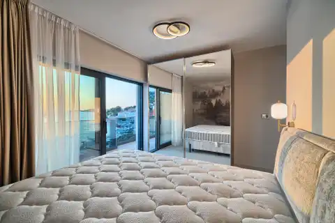 Ražanj – Vila s bazenom i panoramskim pogledom na more