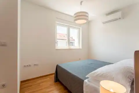 Podstrana - Three-room apartment with a terrace