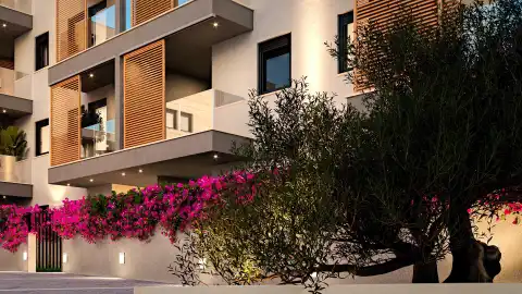 Split, Visoka - Appartement de deux pièces avec jardin au rez-de-chaussée