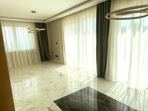 Záhřeb, Remete - Moderní penthouse 112 m2 k pronájmu