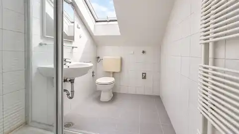 Maksimir – casa bifamiliare di 230 m² con garage