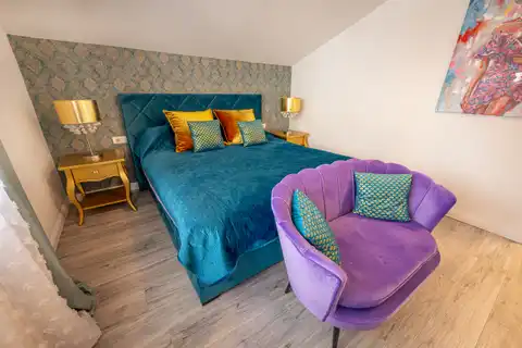 Kuća 340 m², Črnomerec — 2 stambene jedinice i poslovni prostor