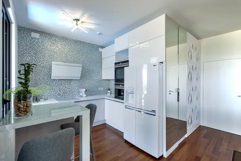Zadar, Sukošan – Ekskluzywna dwupoziomowa willa z basenem, 170 m²