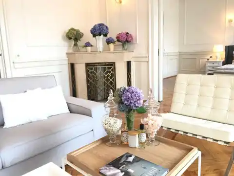 Zagabria, Città Bassa - elegante appartamento di tre stanze 130m2 in affitto