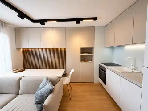 Zagreb, Malešsnica -  Stan 43,40 m2, 2S, 2. kat, renoviran, prvi najam