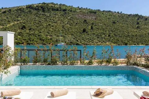 Rogoznica – Villa di lusso di 200 m2 sul mare