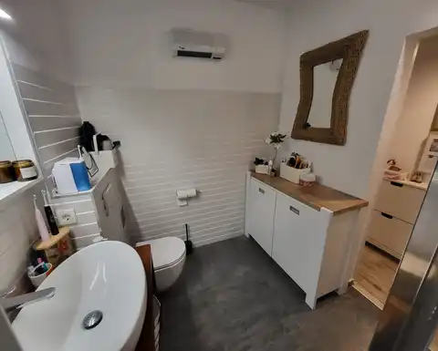 Split, Gripe - Dvosoban stan sa balkonom