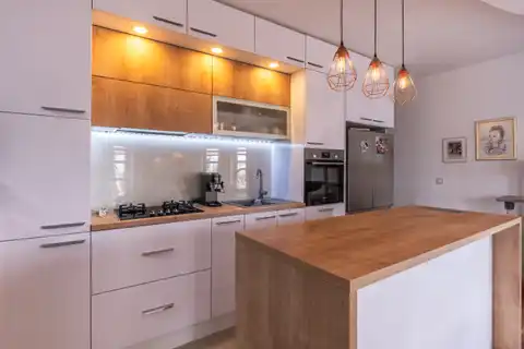 Zagreb, Lanište - Četverosoban stan s terasom i parkingom