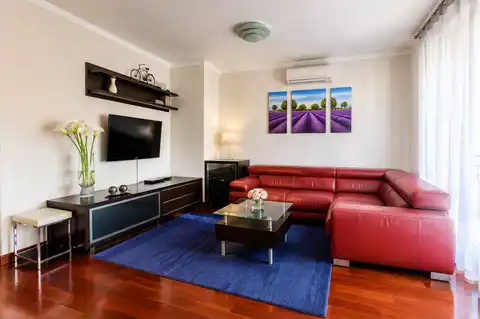 Split, Žnjan - 2-bedroom apartment, garage parking space, sea view