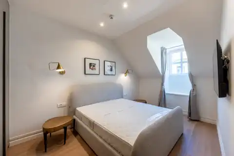 Stan 48 m² za najam — prvi najam, Centar