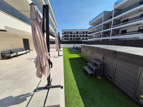 Zadar, Borik - Luxusní čtyřpokojový byt, pronájem