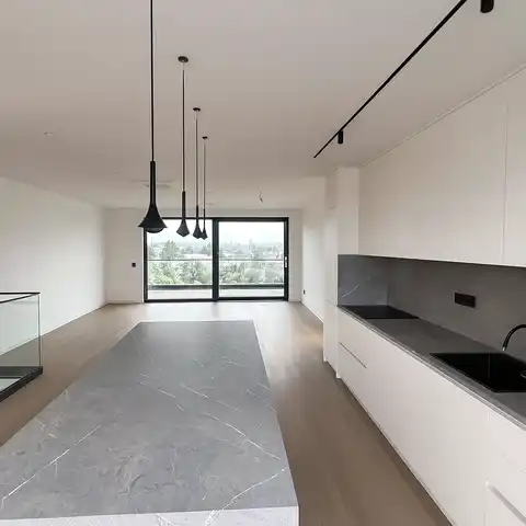 Zagreb, Pantovčak – Luksuzni četverosoban penthouse 131m2  najam