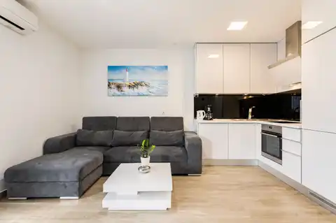 Podstrana, Sita – 55 sqm, two bedrooms, loggia, parking