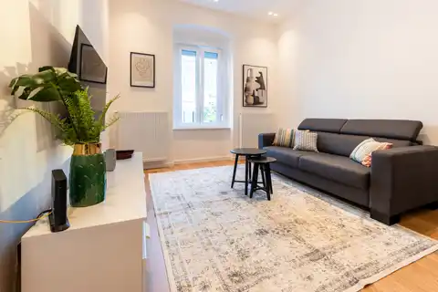 Zagreb, centar - Potpuno renoviran dvosoban stan, najam