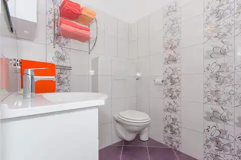 Split, Žnjan - Appartement de trois pièces avec loggia