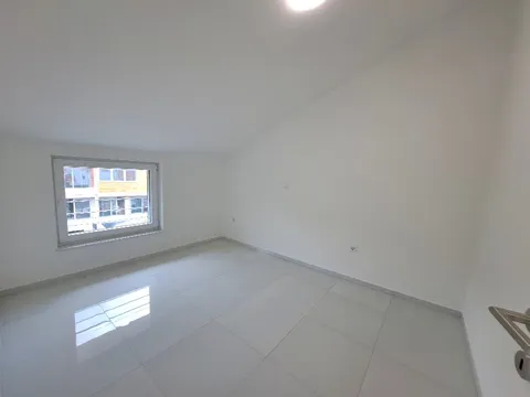 Crikvenica - Četverosoban stan s terasom 110 m2, novogradnja