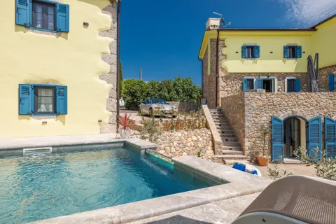 Krk - Luxusná vila na prenájom 135 m2