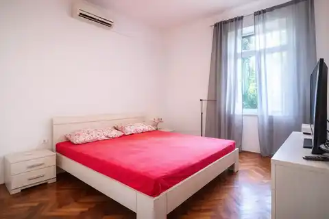 Split, Lovret - Dvosoban stan u centru grada