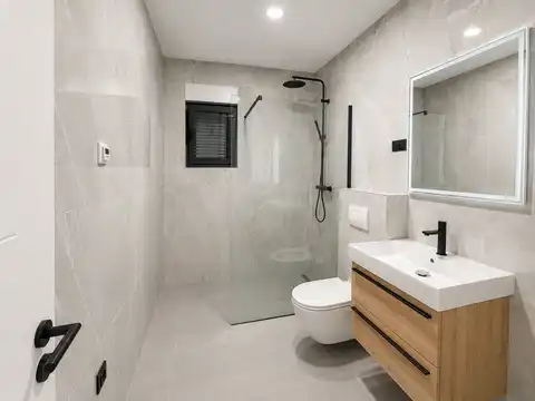 Appartement 65 m², Brodarica, Šibenik - 3 pièces, balcon, parking