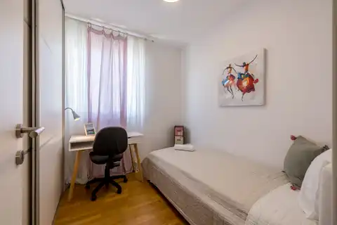 Spalato, Žnjan - Appartamento trilocale con loggia e vista mare