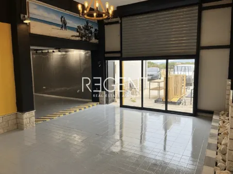Trogir - Obytně komerční budova 1380 m2 s přilehlým pozemkem ve výborné lokalitě