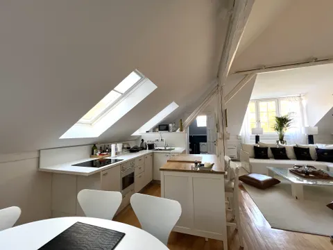 Zagrzeb, Gornji grad - Trzypokojowe mieszkanie 102 m2 do wynajęcia