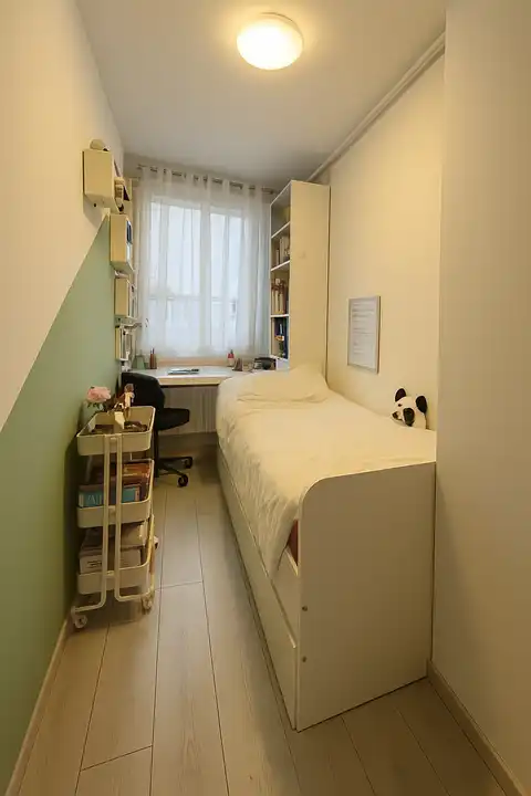 Zagreb, Sloboština - renoviran trosoban stan s lođom