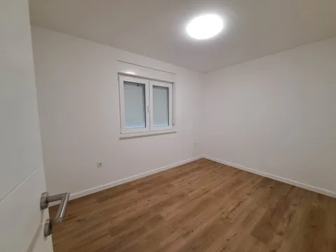 Crikvenica - Četverosoban stan s dvije terase 123 m2, novogradnja