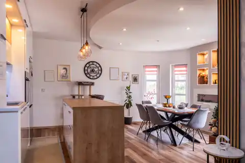 Zagreb, Lanište - Četverosoban stan s terasom i parkingom