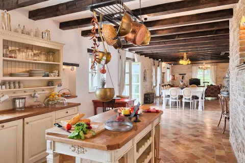 Istrie, Sveti Lovreč – Luxusní kamenná vila