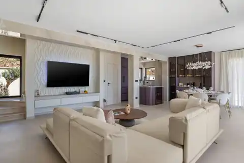 Podstrana - Vila s bazénom a výhľadom na more