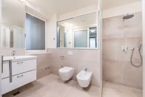 Zagreb, VMDMaksimir - Spacious three-room apartment with a terrace, 110m2, for rent