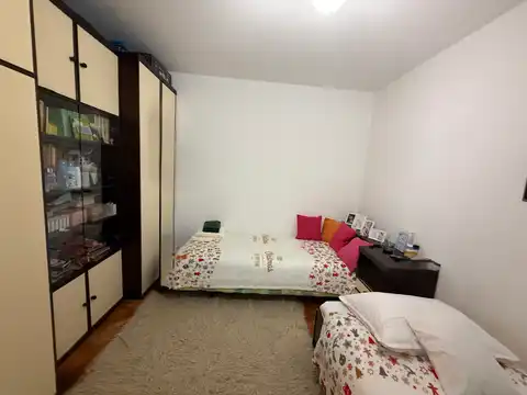 Split, Spinut - Dvosoban stan s loggiom u centru grada