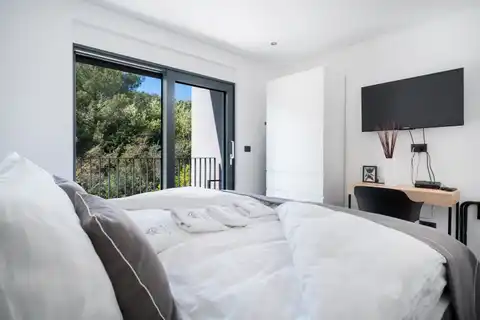 Трогир, Слатине - Двухкомнатная квартира с террасами и видом на море