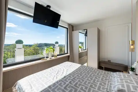 Villa 384 m² bei Buje – Pool, Blick und 832 m² Grundstück