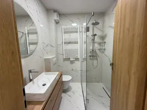 Záhřeb, Gračani – třípokojový byt s terasou a garáží